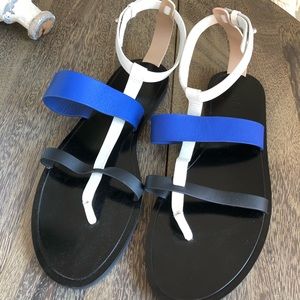 Vince Sandals